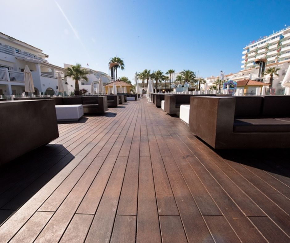 2023-3-28 LITWFB 2016050 Ushuaia Ibiza (4)